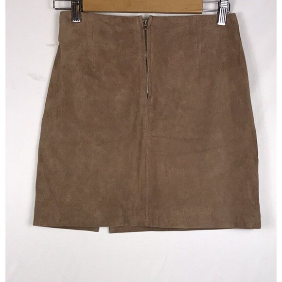BLANK NYC Juniors Jr. Double-Buckle Suede Coffee Brown Mini Skirt Sz 24,25,26 - Picture 5 of 6